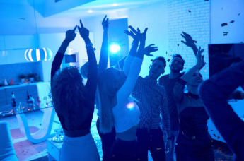 The Ultimate Check List for the Jewish House Party!